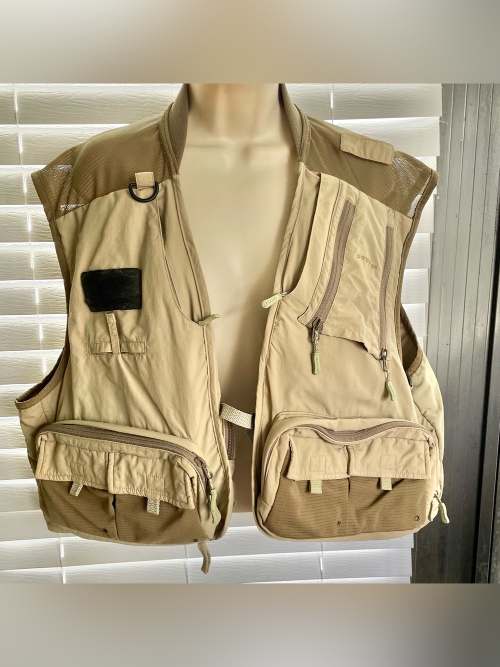 Orvis Multi-Pocket Utility Hunting/Fishing Vest-Mens Large-Outdoor/Hunting/Khaki